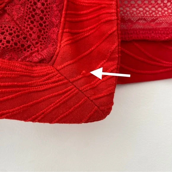 Le Grenier Red Lace Shrug Size M - Picture 7 of 7